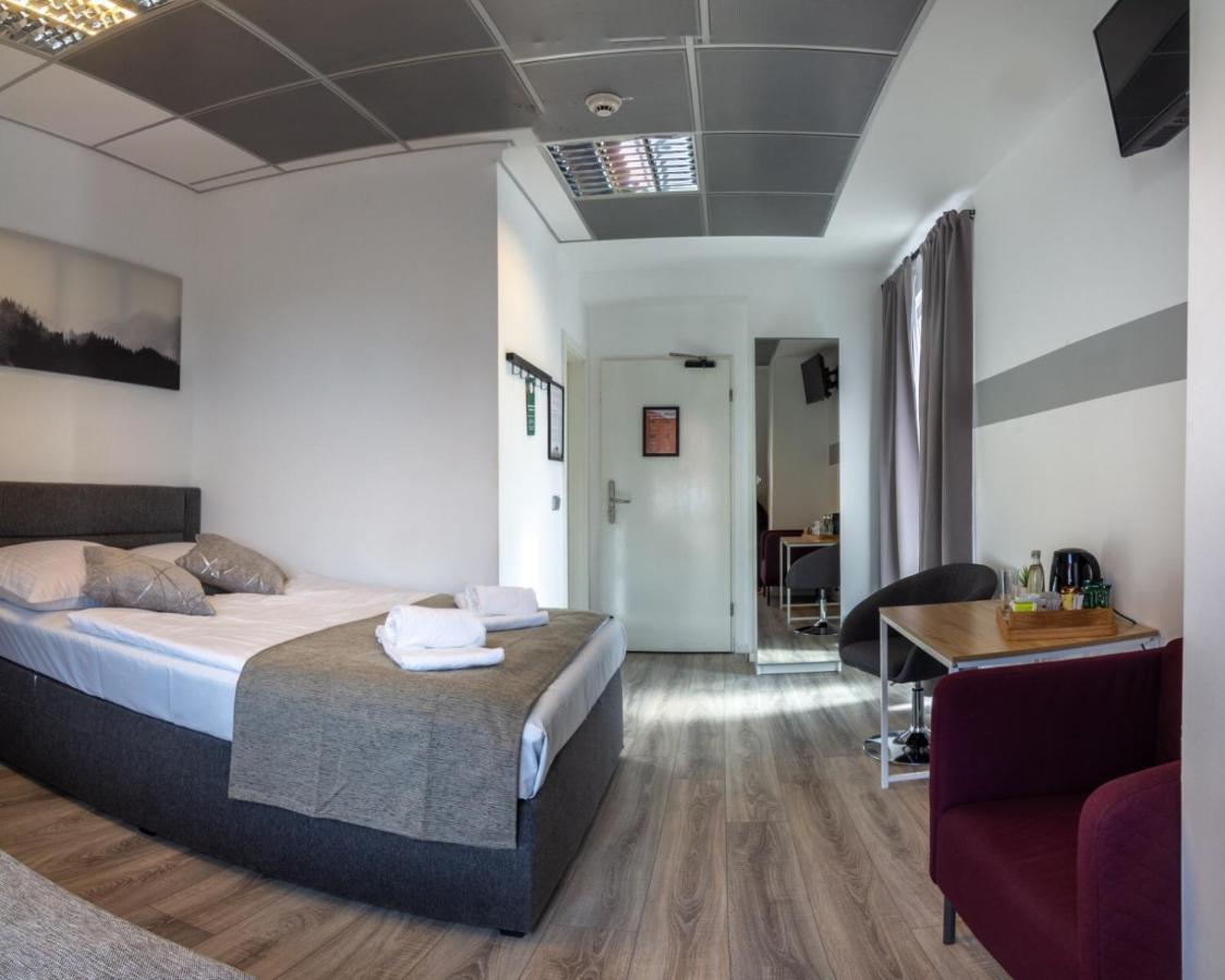 Check In Berlin